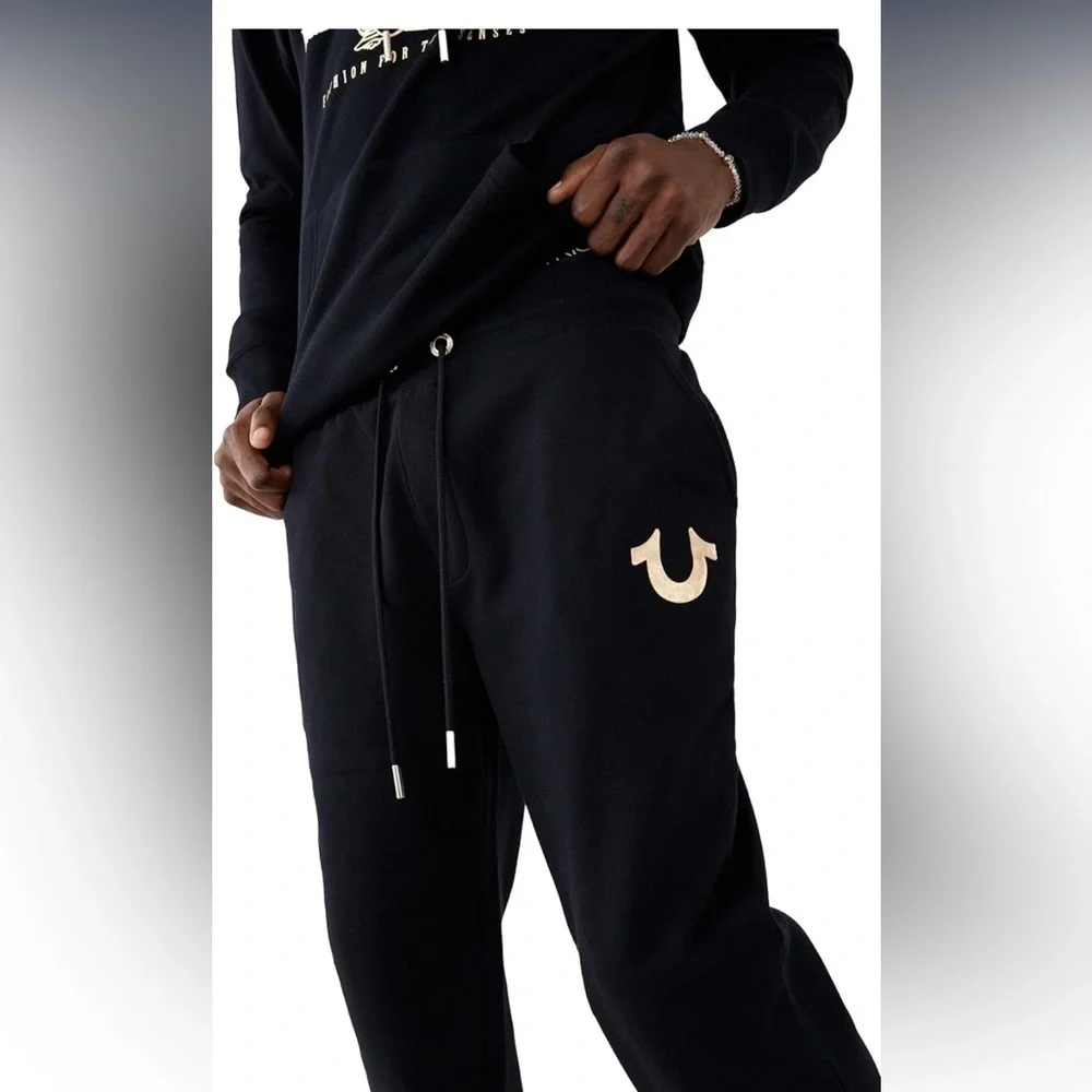 True Religion Black Metallic Gold Horseshoe Jogger Sweatpants Small